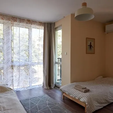 Corner In The Center - 2bd Διαμέρισμα Μπουργκάς